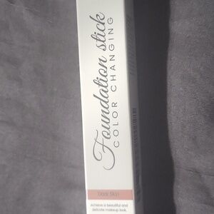 Flawless Finish Foundation - Stick